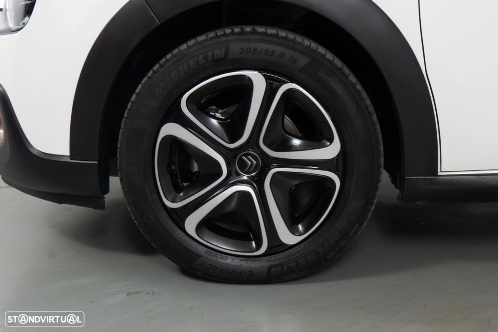 Citroën C3 1.2 PureTech C-Series - 19