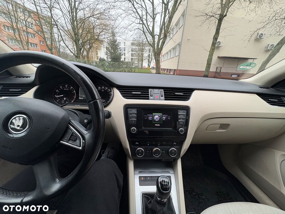 Skoda Octavia 1.8 TSI Edition - 8
