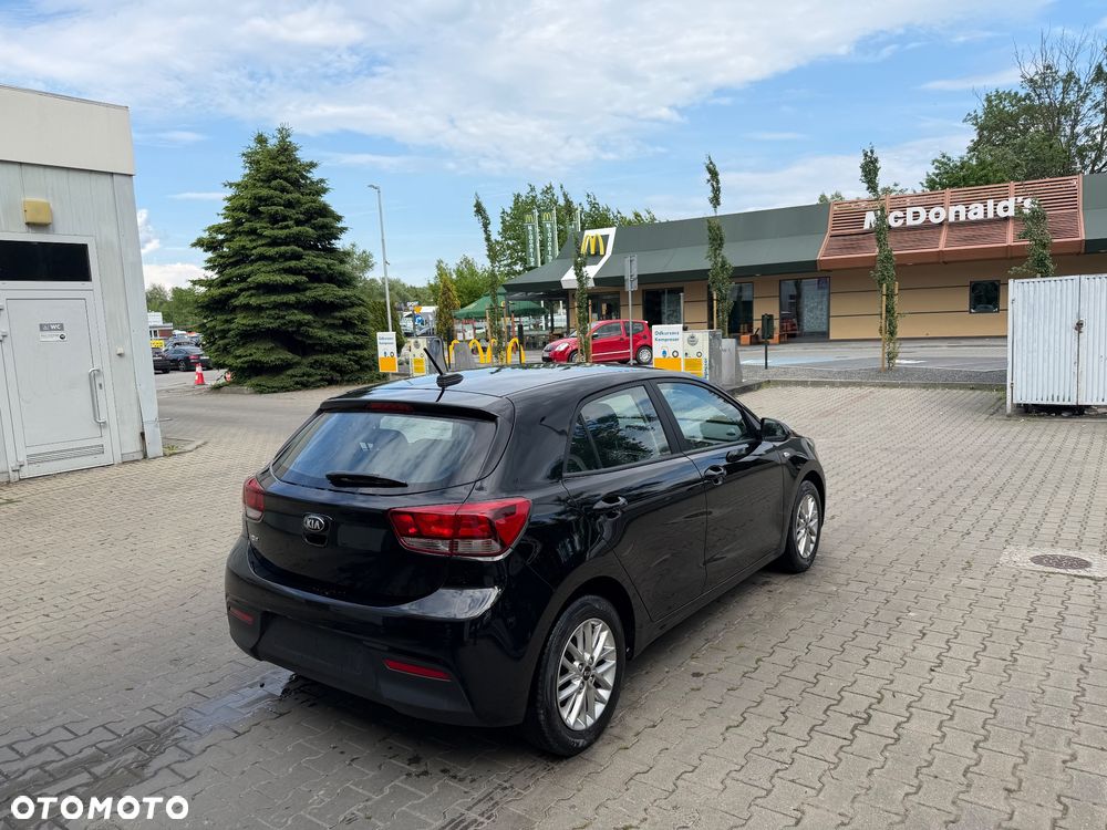 Kia Rio 1.2 M - 9