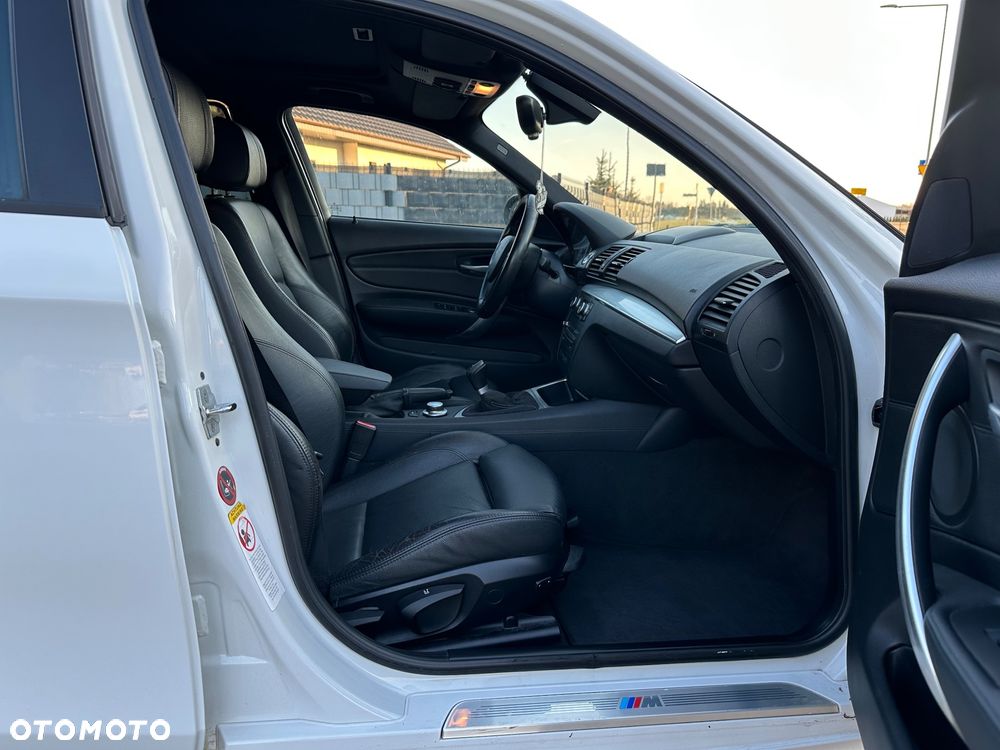 BMW Seria 1 123d DPF Edition Sport - 22