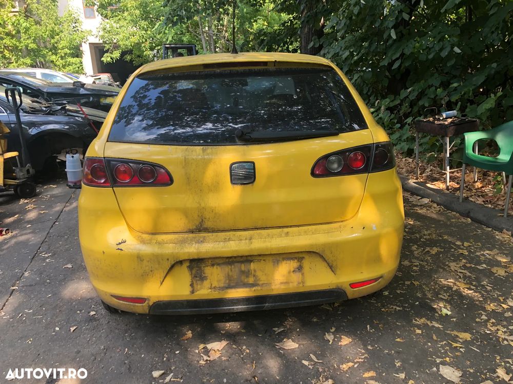Dezmembrez Seat Ibiza facelift 2006 galben 1.2 12v benzina - 10