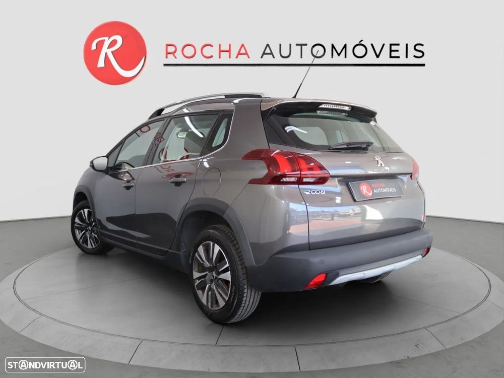 Peugeot 2008 1.2 PureTech Allure EAT6 - 10