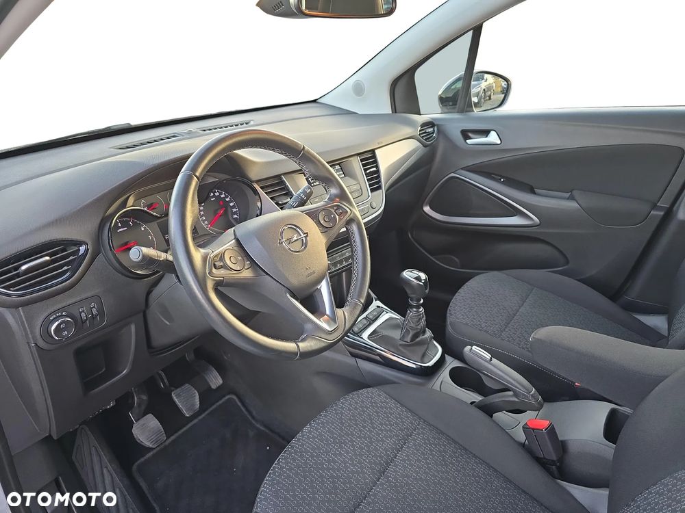 Opel Crossland X - 10