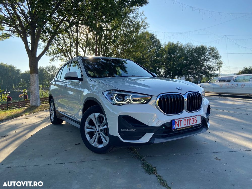 BMW X1 xDrive25e Sport Line - 2