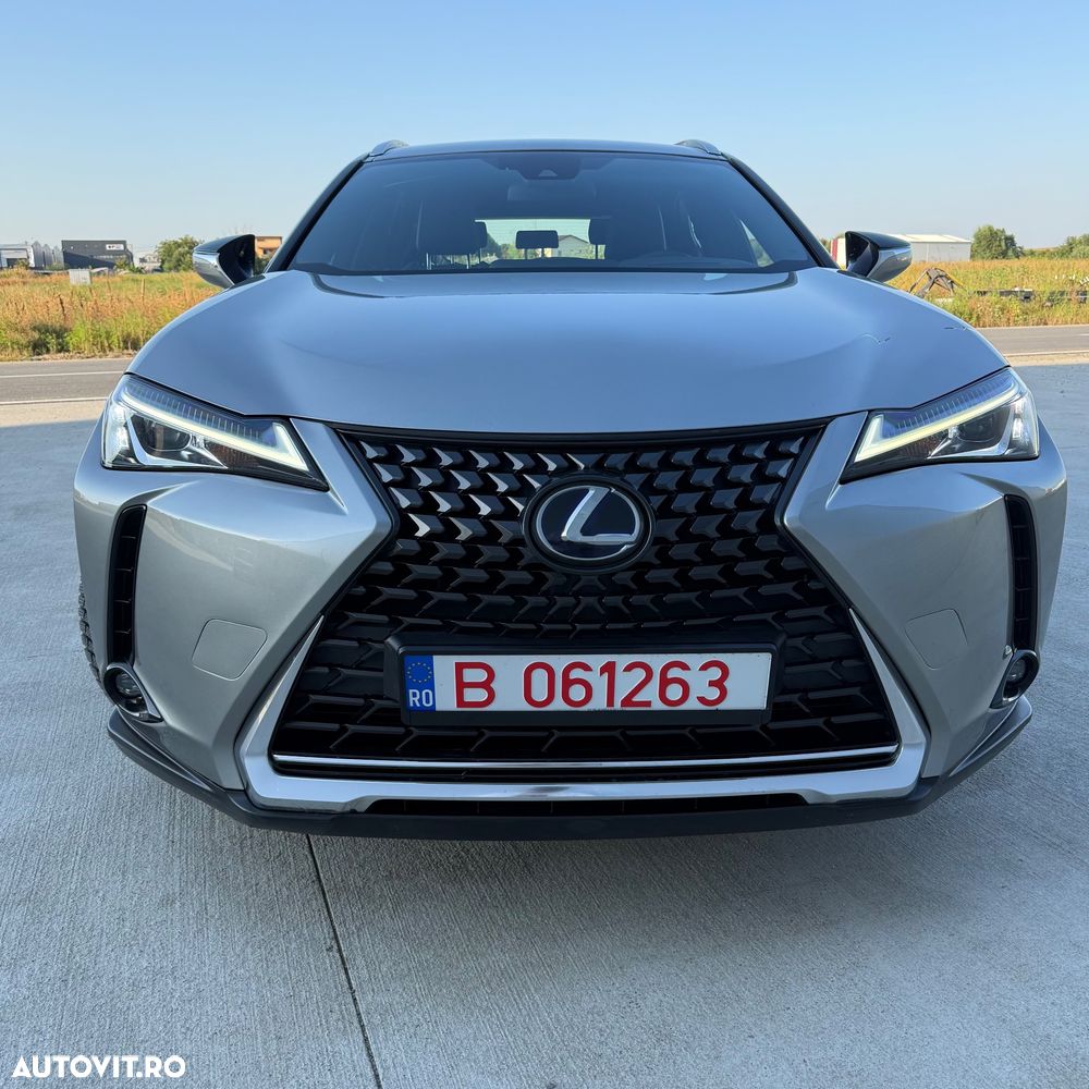 Lexus UX 250h FWD Business - 7