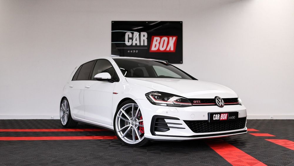 VW Golf 2.0 TSI GTI DSG Performance