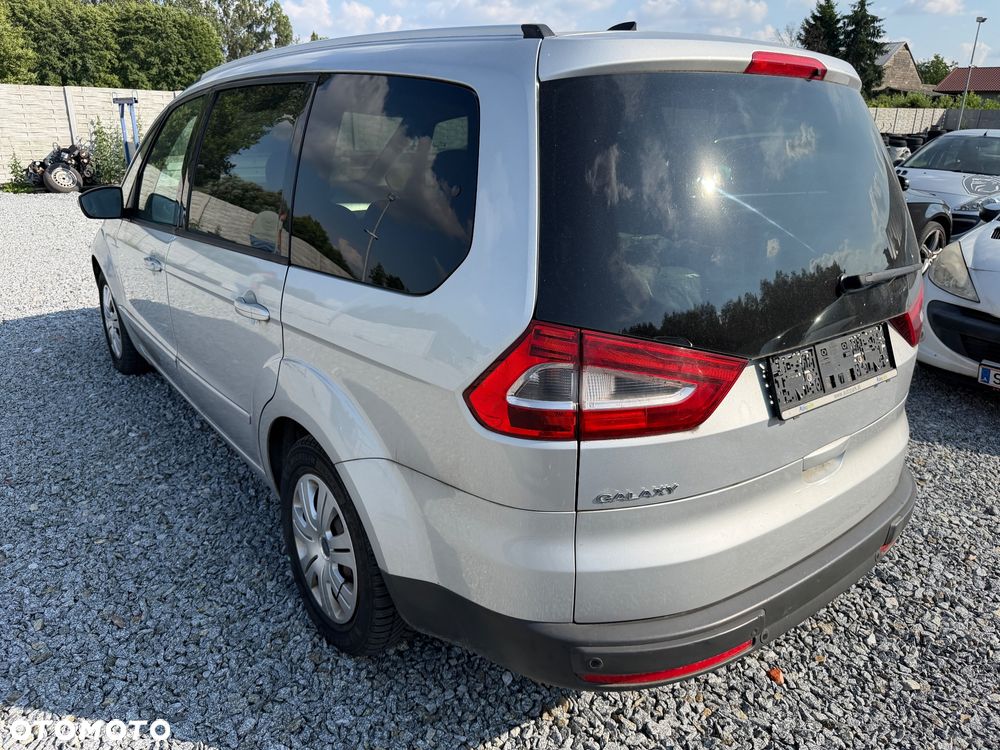 Ford Galaxy 2.0 TDCi DPF Business Edition - 4