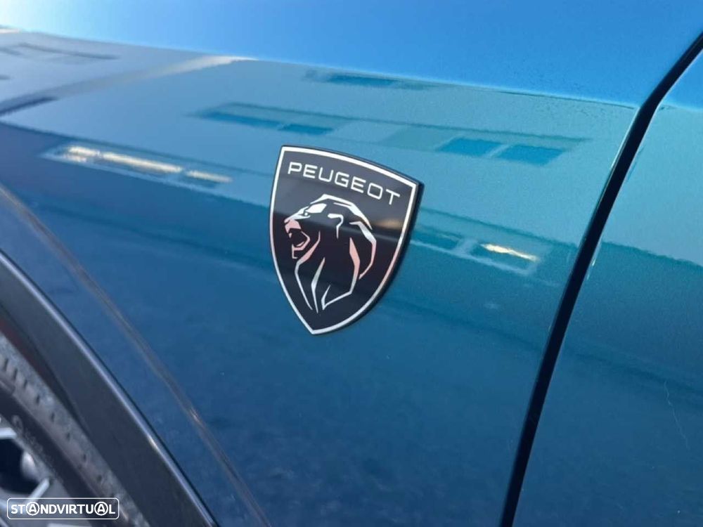 Peugeot E-3008 73 kWh Dual Motor Launch Edition - 18