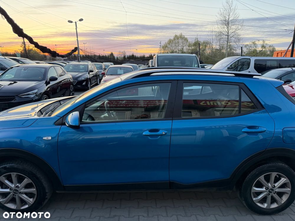 Kia Stonic 1.2 L - 4