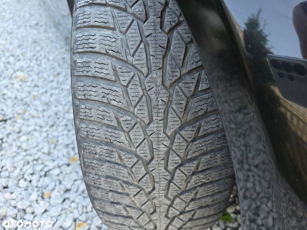 BMW Seria 3 318d - 19