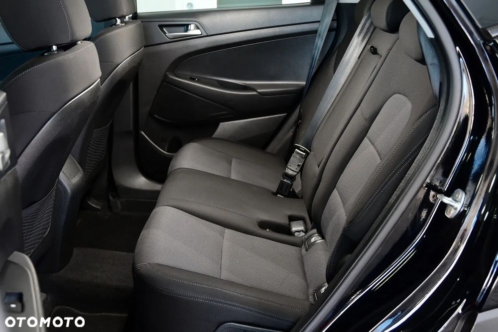 Hyundai Tucson blue 1.6 GDi 2WD Navi - 20