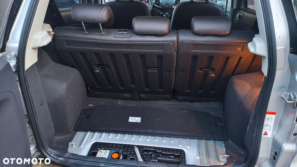 Ford EcoSport 1.5 TDCi TITANIUM - 10