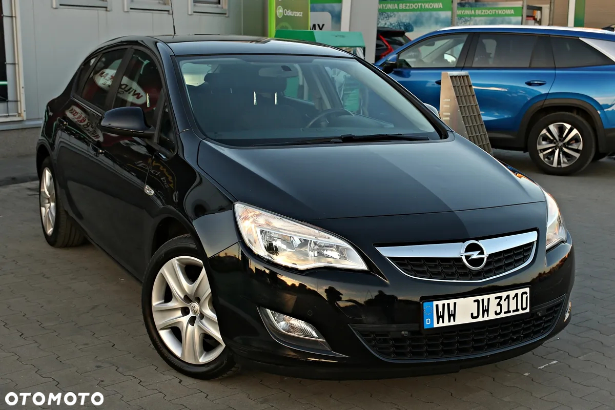 Opel Astra - 11