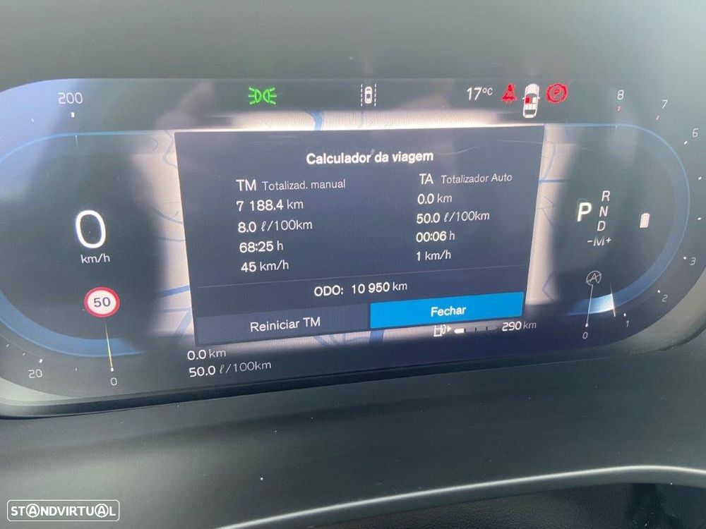 Volvo XC 40 2.0 B3 Plus Dark - 17