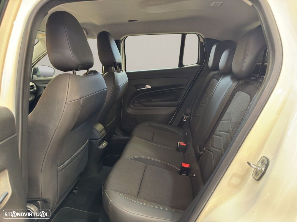 Jeep Avenger 1.2 e-Hybrid Longitude DCT - 16