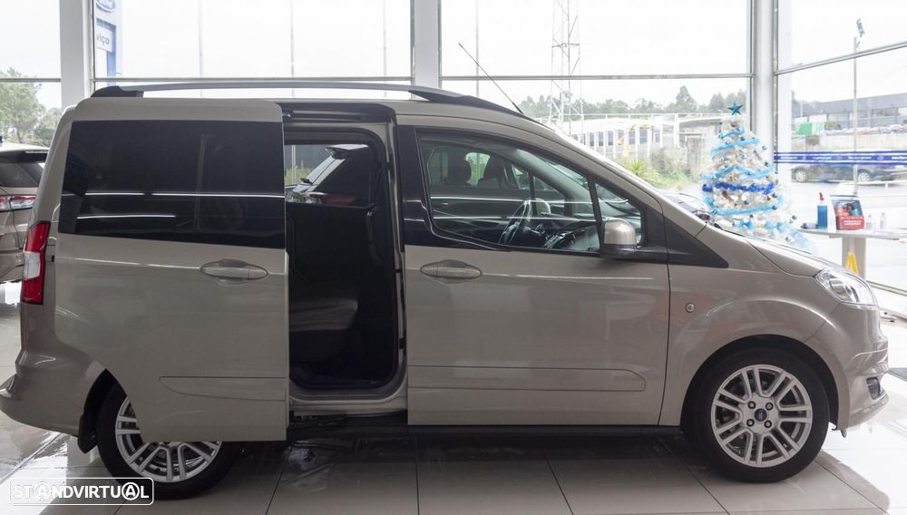 Ford Tourneo Courier 1.0 EcoBoost Titanium - 5