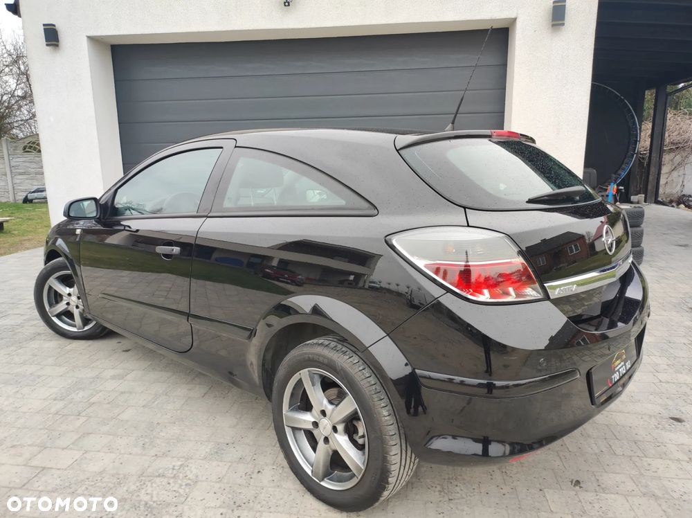 Opel Astra 1.4 GL - 23