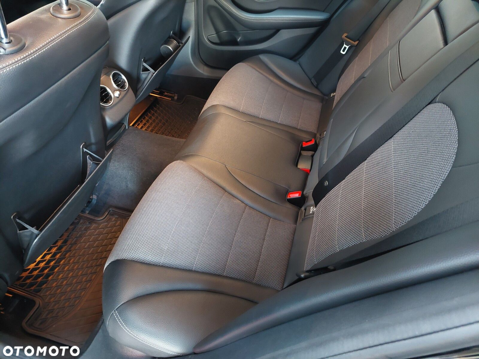 Mercedes-Benz Klasa C - 13