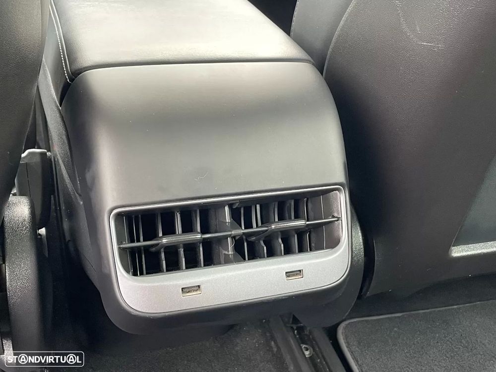 Tesla Model 3 AWD Dual Motor Performance - 31