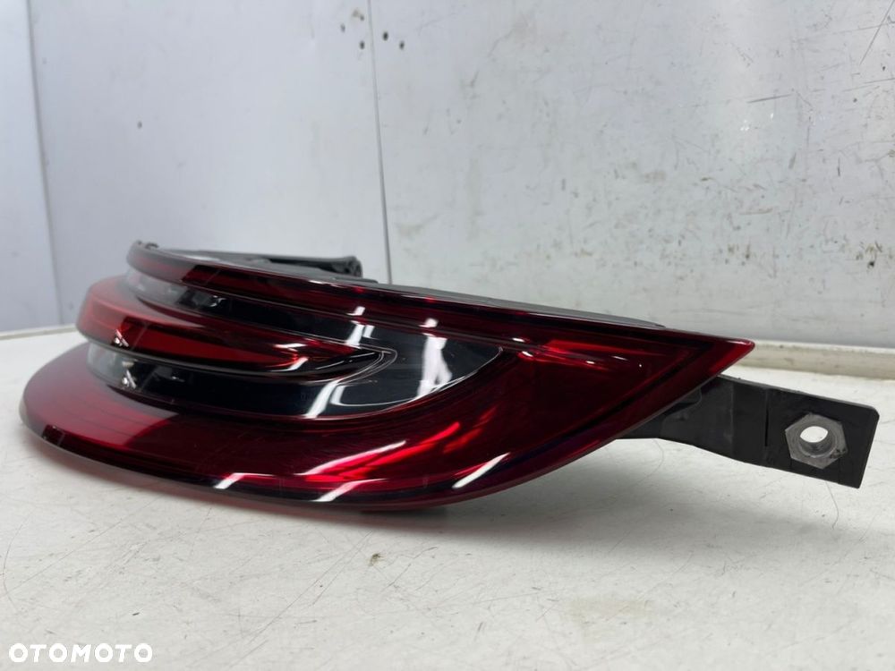 Lampa Porsche Panamera II 971 16-20r. PRAWA tylna w błotnik ORYGINALNA prawy tył Europa 971945092b - 8