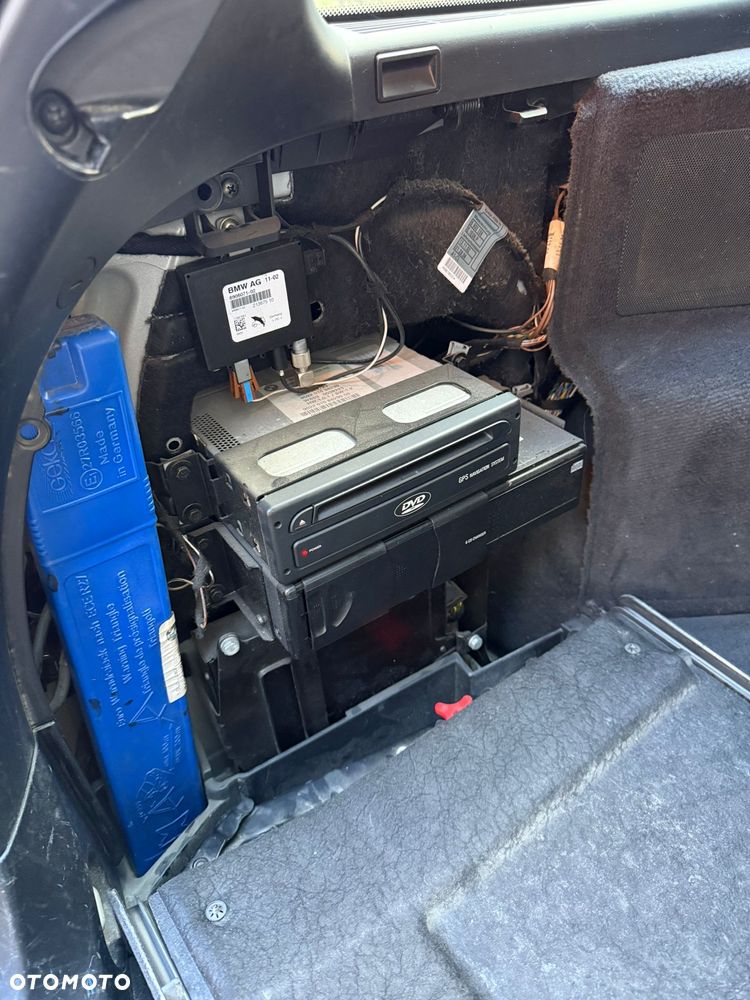 BMW Seria 3 330ix - 15