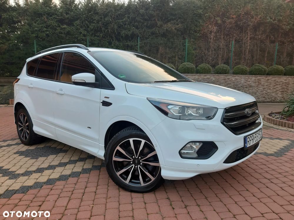 Ford Kuga 2.0 TDCi 4x4 ST-Line - 1