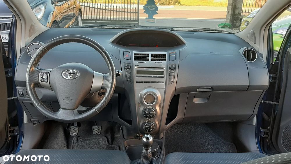 Toyota Yaris 1.33 Active - 11