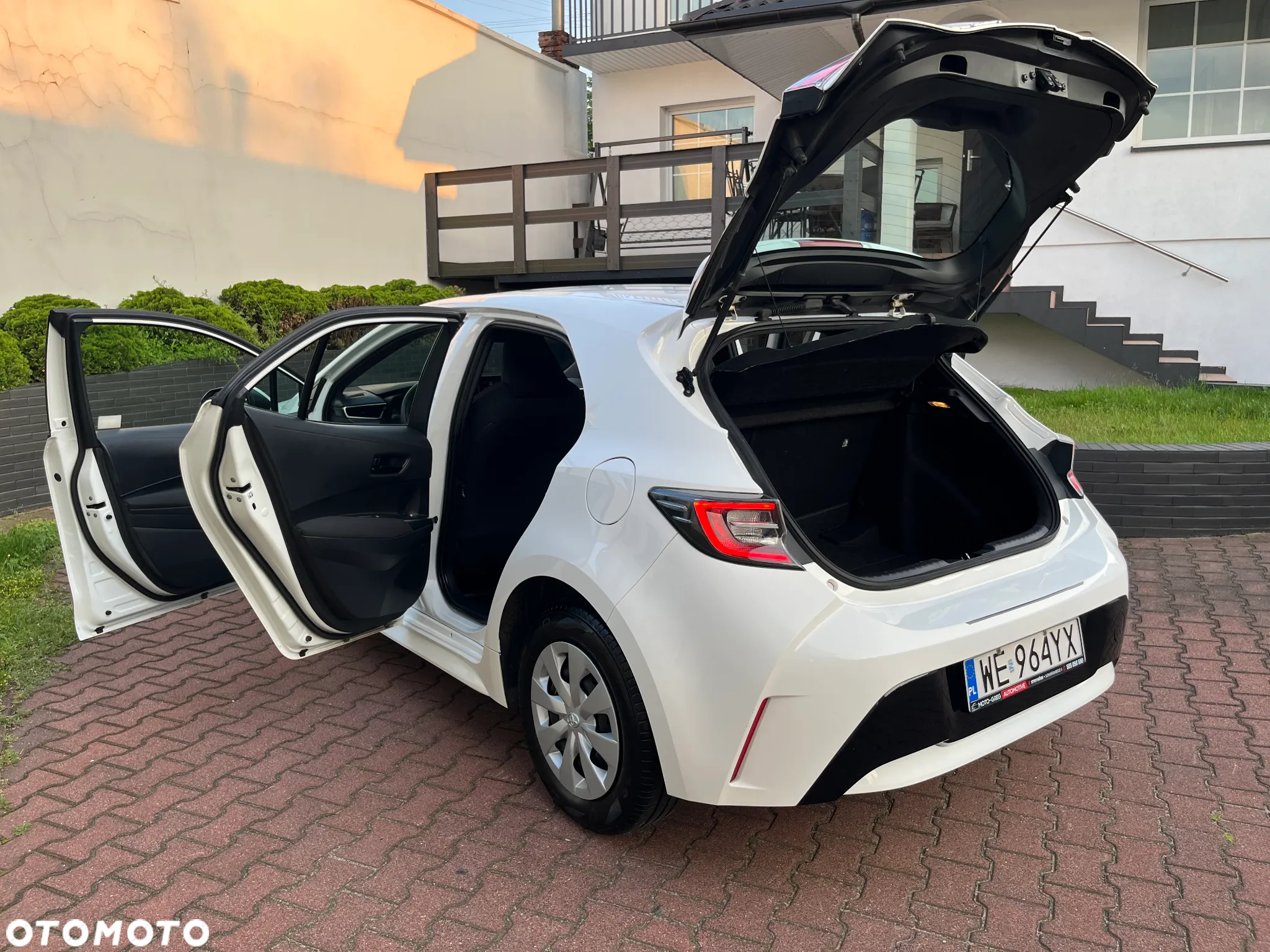 Toyota Corolla 1.2 T Active - 28