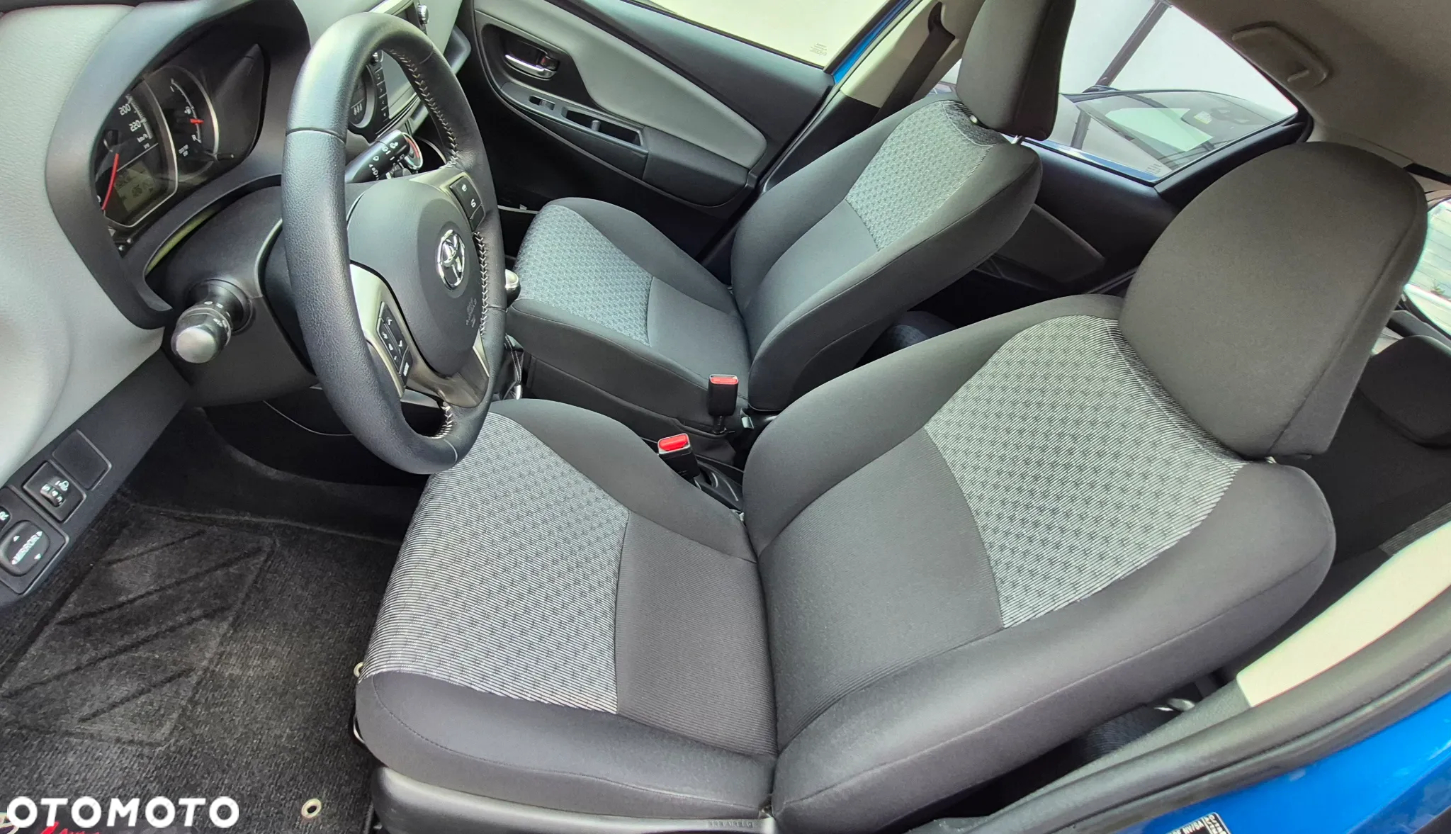 Toyota Yaris 1.33 VVT-i Comfort - 10