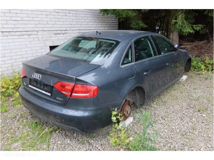 Audi A4 - 5