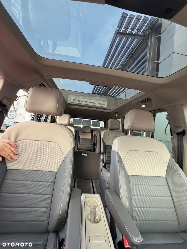 Volkswagen Multivan 2.0 TDI L2 Style DSG - 12