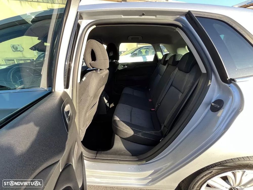 Citroën C4 1.6 e-HDi Business - 28