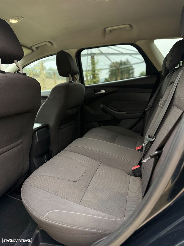 Ford Focus SW 1.6 TDCi Titanium - 16