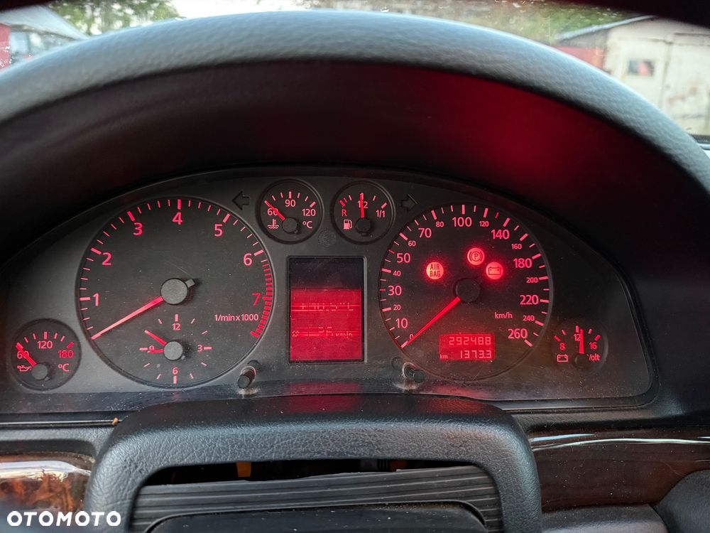 Audi A4 Avant - 13