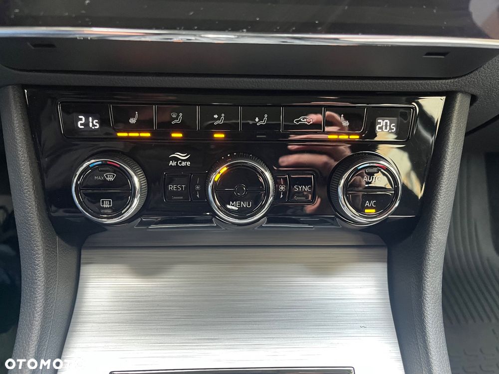 Skoda Superb 2.0 TDI SCR Ambition DSG - 16