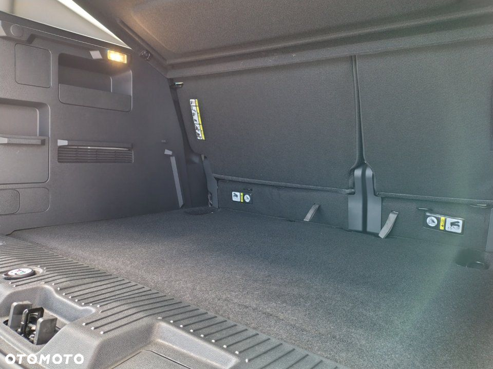 Ford Tourneo Courier - 25