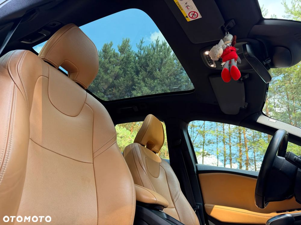 Volvo V40 D3 Drive-E Inscription - 18