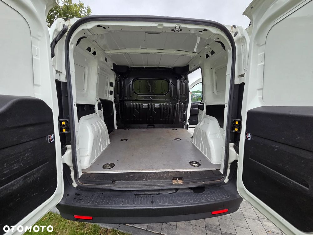 Opel Combo - 10