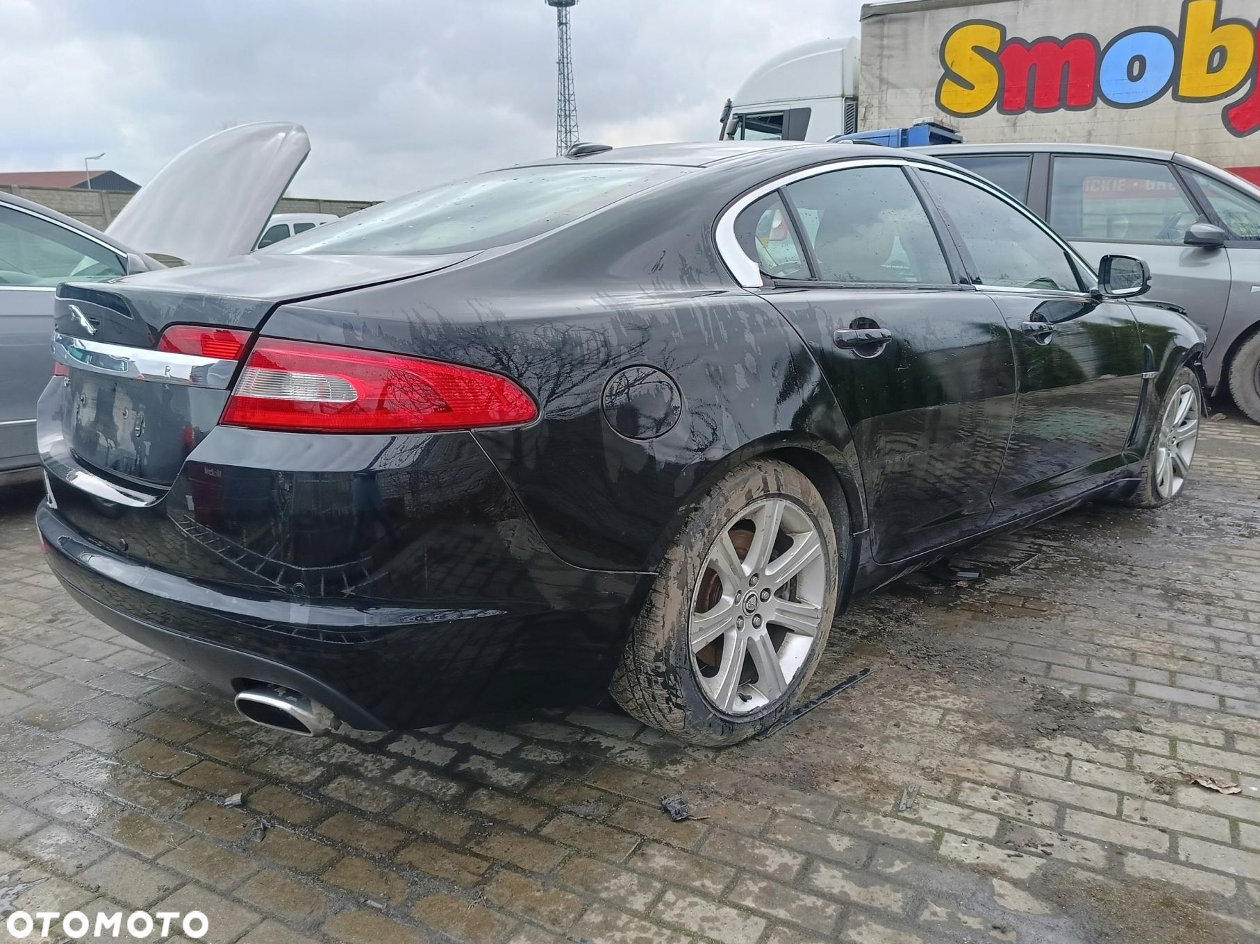 Jaguar XF 1 X250 07-11 BŁOTNIK PRAWY TYLNY TYŁ kod lakieru PEC - 5