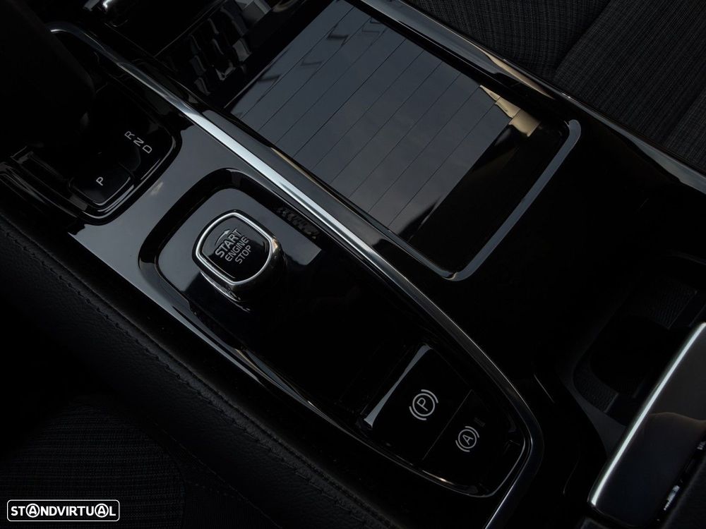 Volvo V60 2.0 T6 AWD TE Core - 30