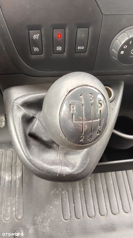 Renault Master  brygadowka 7 osób - 20