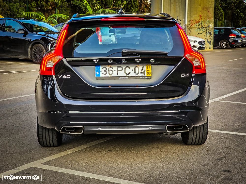 Volvo V60 2.0 D4 Kinetic - 6