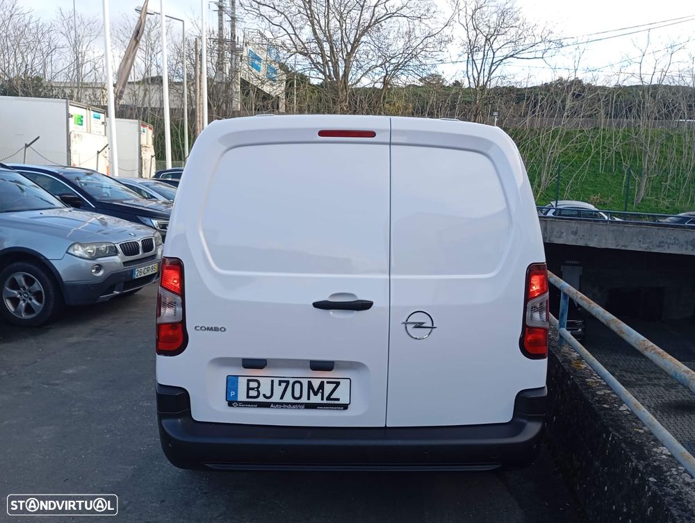 Opel Combo Cargo L2 1.5DT 100cv - 5