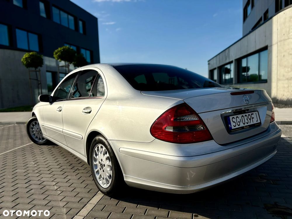 Mercedes-Benz Klasa E 200 CDI Classic DPF - 4