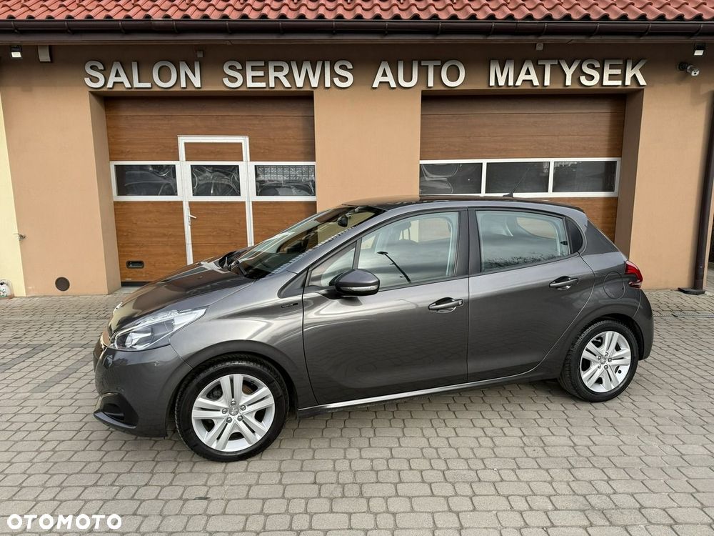 Peugeot 208 PureTech 82 Stop & Start Signature - 1