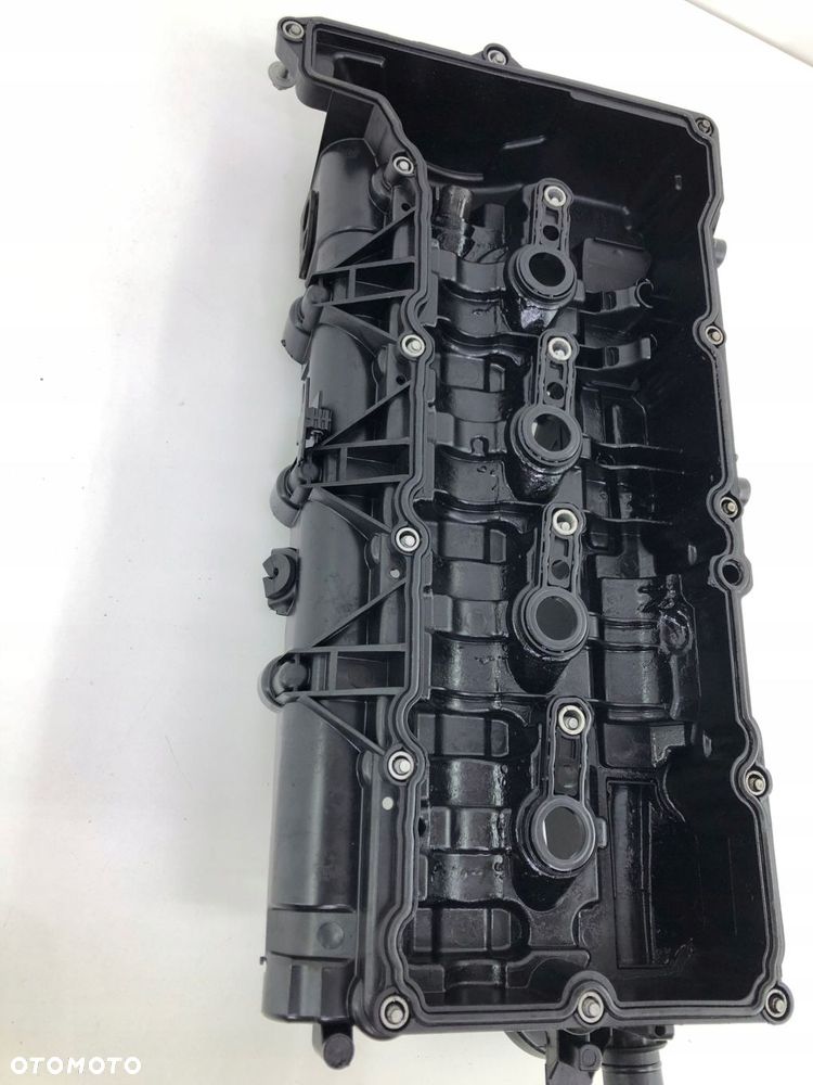 BMW F10 N47 POKRYWA ZAWORÓW 8570829 8966888 - 5
