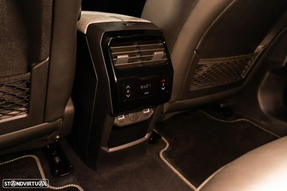 Peugeot E-5008 73 kWh GT - 28