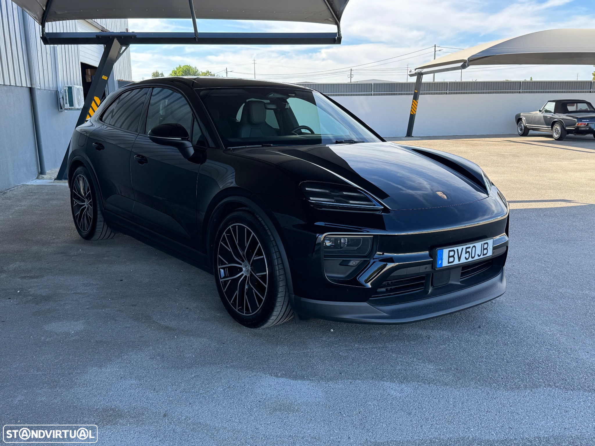 Porsche Macan Standard - 3