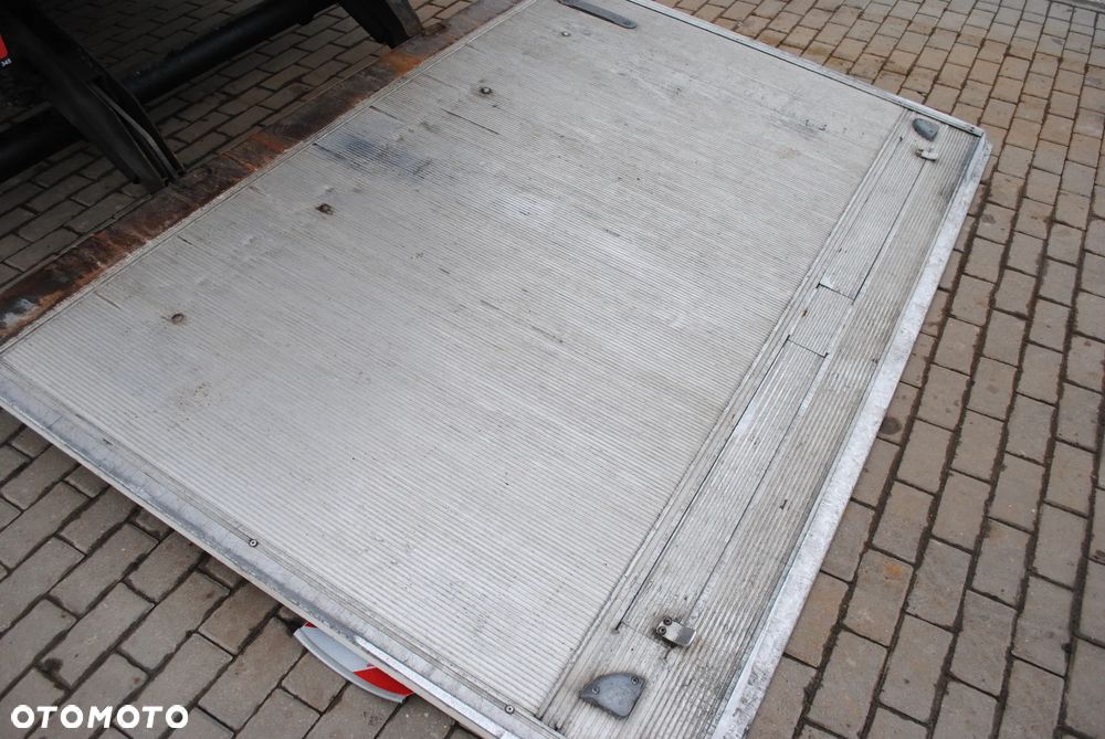 Iveco Eurocargo ML75E18 Plandeka Winda Sorensen Rok: 2009 - 17