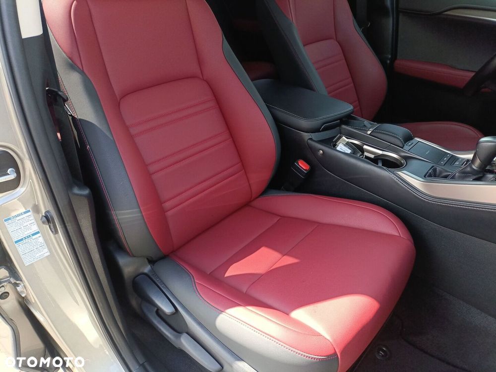 Lexus NX 300h F Impression AWD - 12